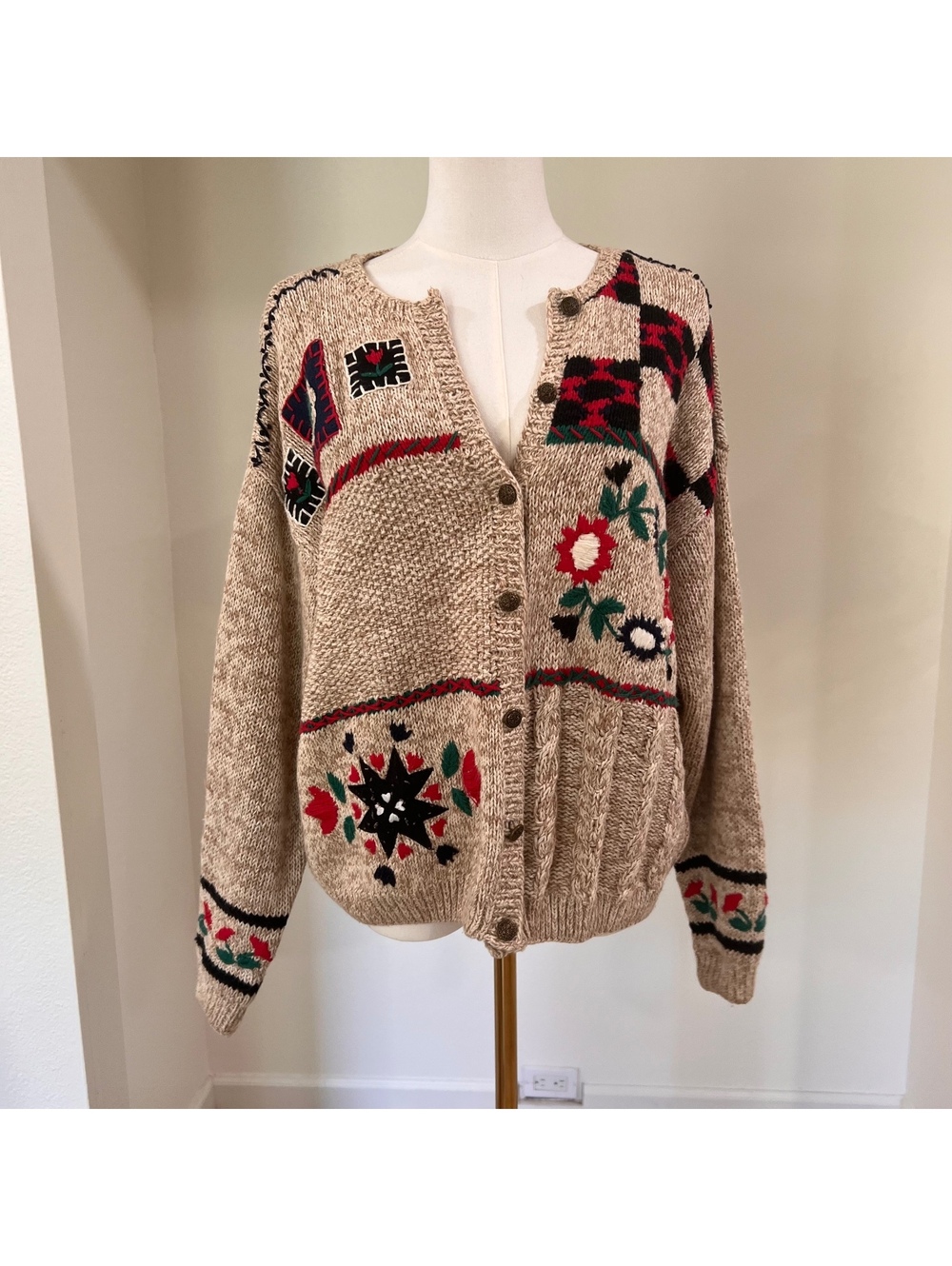 Vintage Cardigan (M) Patchwork Embroidered Hand Knit Granny Kitsch Cozy Floral